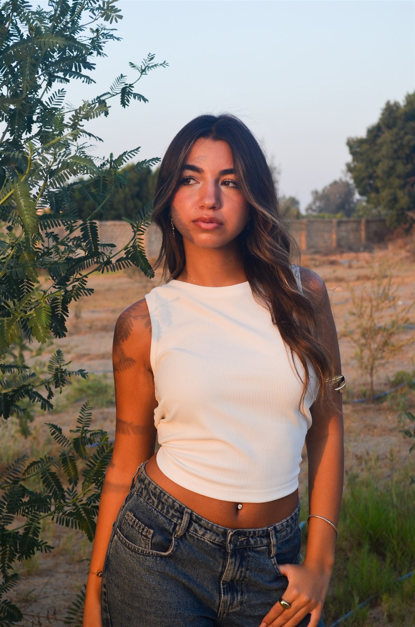 WHITE TANK TOP